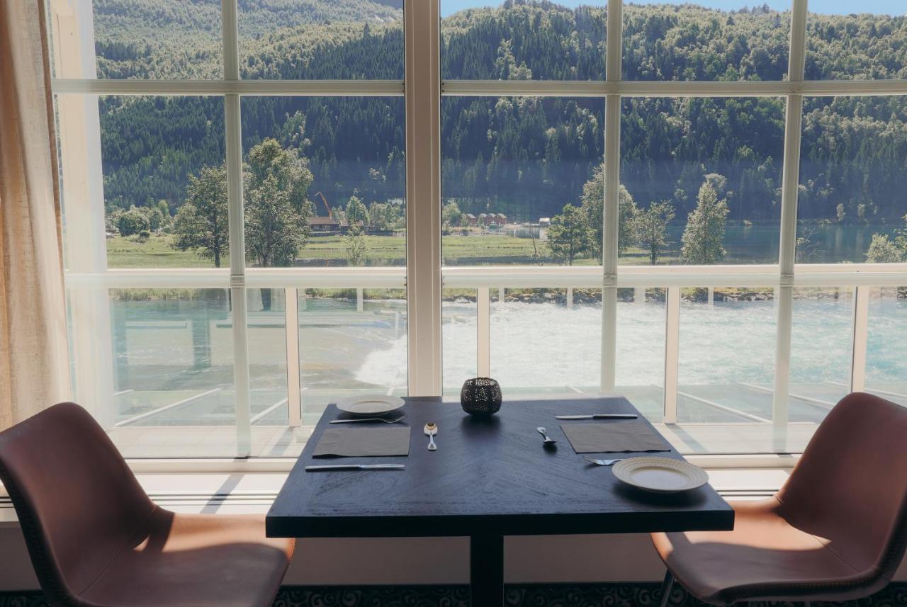 Hotel Loenfjord 卢恩 外观 照片