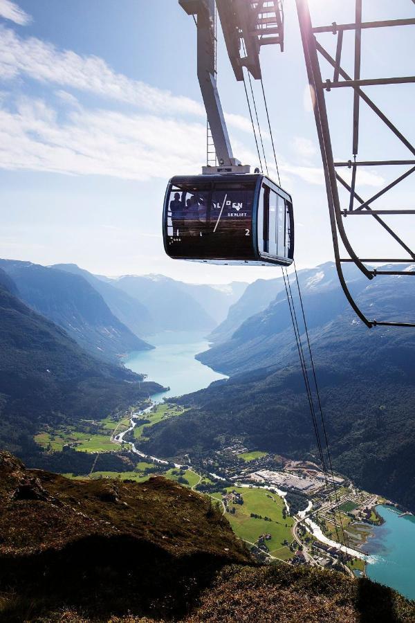 Hotel Loenfjord 卢恩 外观 照片