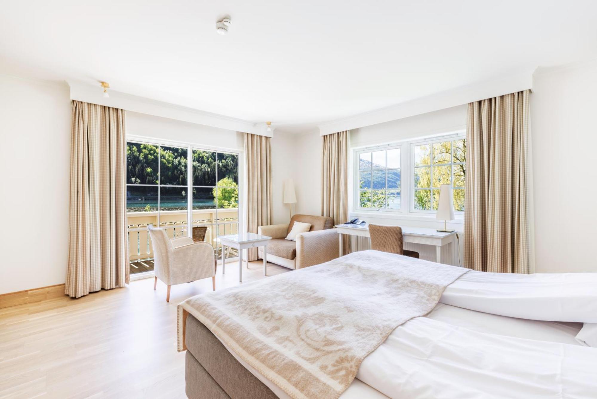 Hotel Loenfjord 卢恩 外观 照片