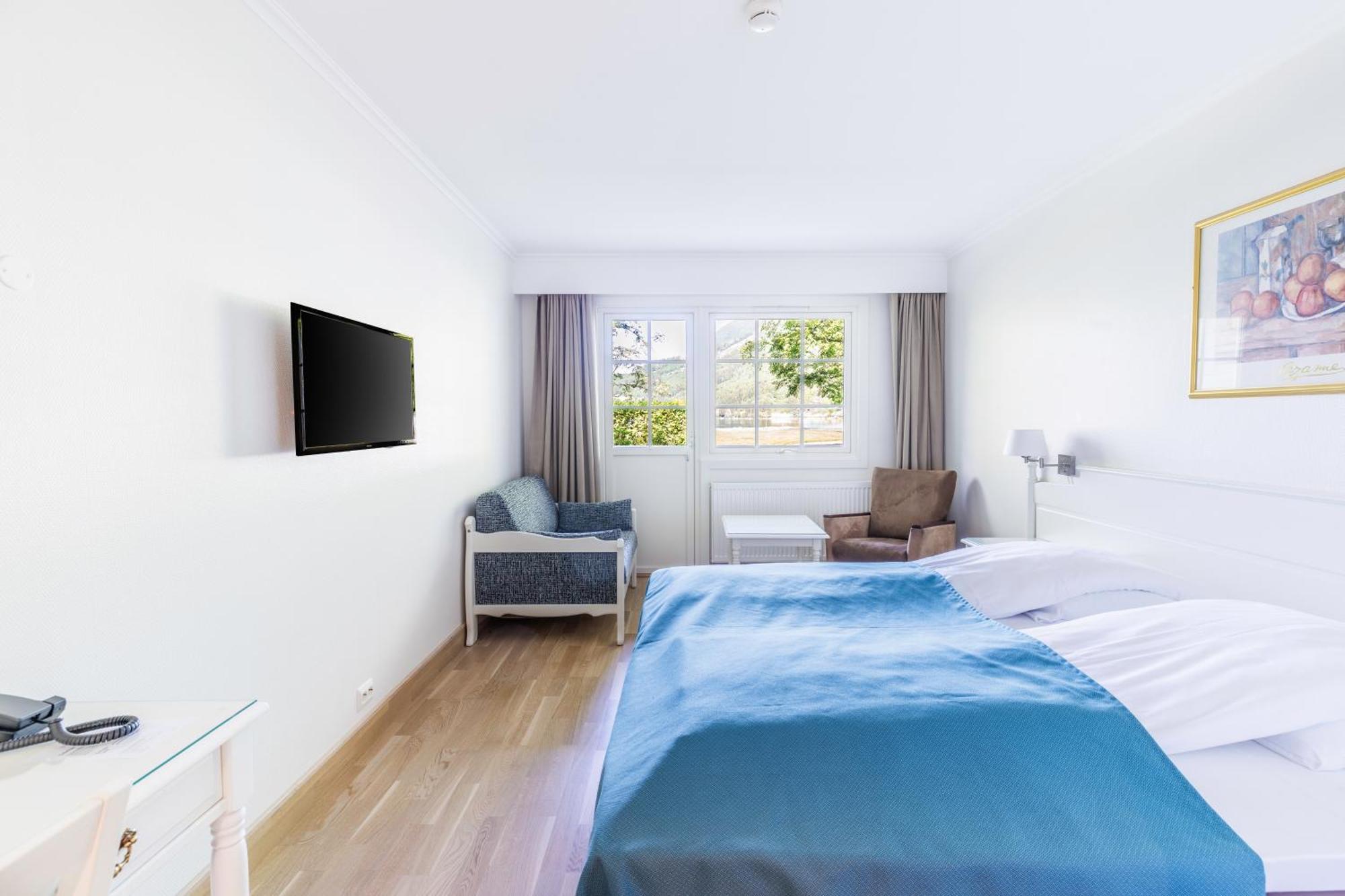 Hotel Loenfjord 卢恩 外观 照片